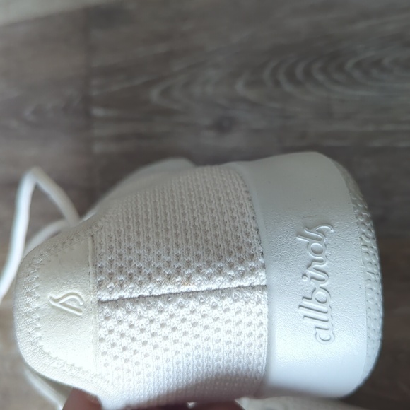 like new Allbirds tree runners sneakers - Picture 12 of 12